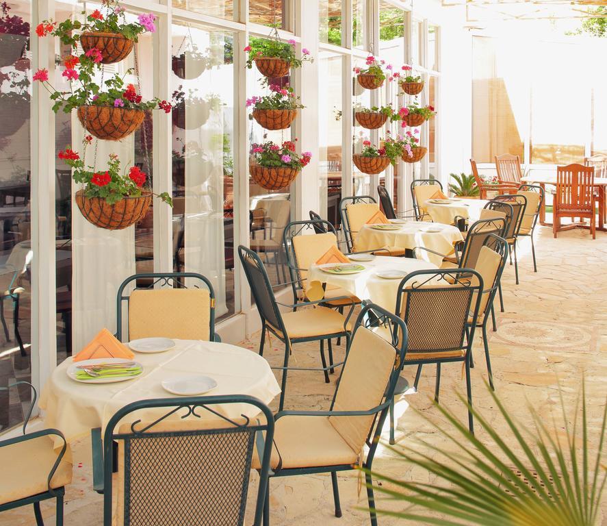 Hotel Villa Adriatica - Adults Only Supetar Bagian luar foto