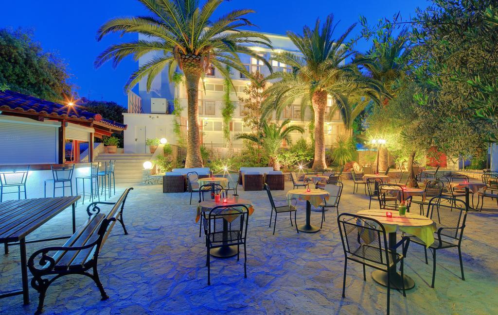 Hotel Villa Adriatica - Adults Only Supetar Bagian luar foto