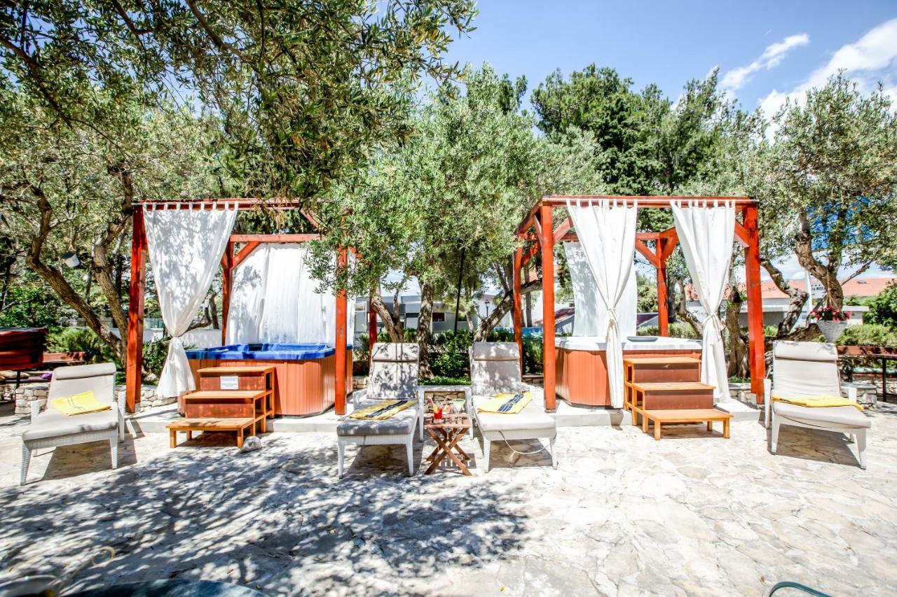 Hotel Villa Adriatica - Adults Only Supetar Bagian luar foto